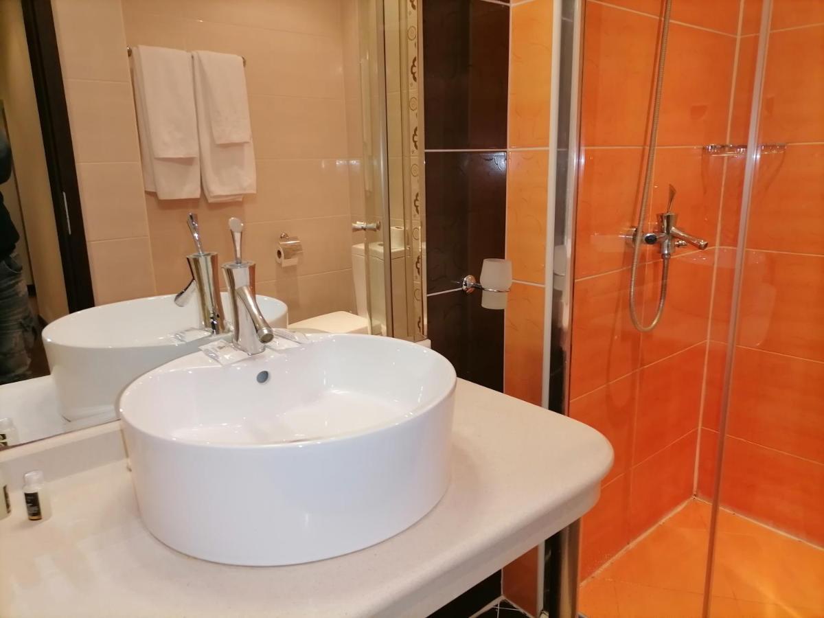 Bendita Mare Apartment โกลเดน แซนส์ ภายนอก รูปภาพ